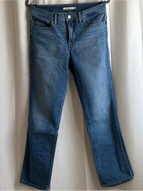 Levi's 312 Mid Wash Blue Shaping Slim Jeans - NWOT
